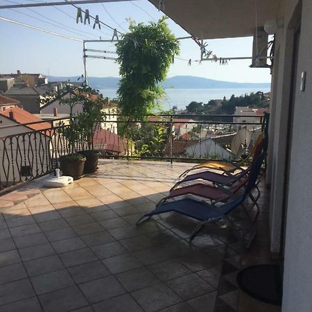 Apartment Lucija Нови Винодолски Екстериор снимка