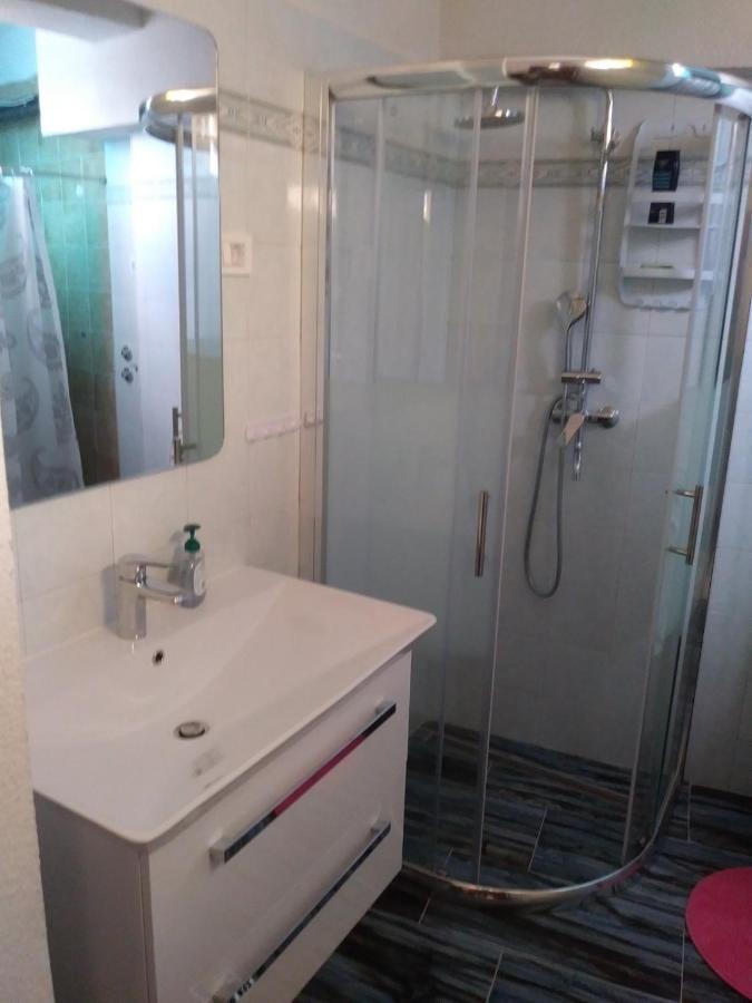 Apartment Lucija Нови Винодолски Екстериор снимка