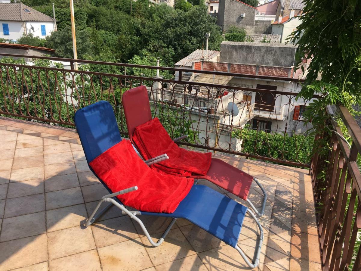 Apartment Lucija Нови Винодолски Екстериор снимка