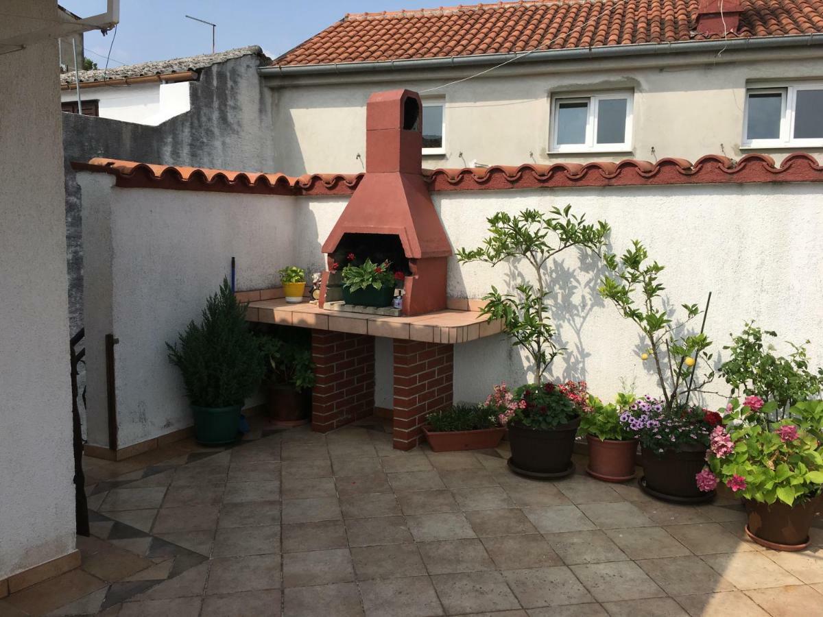 Apartment Lucija Нови Винодолски Екстериор снимка
